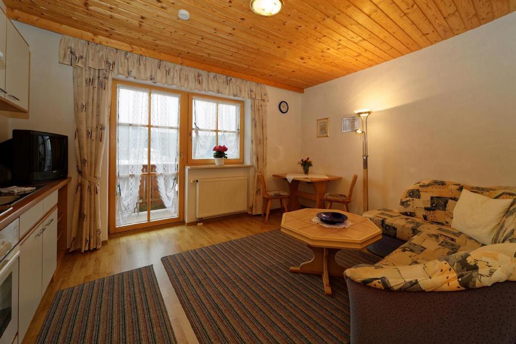 Berghof Pension Und Ferienwohnungen บิสชอฟไมส์ ภายนอก รูปภาพ