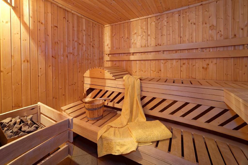 Berghof Pension Und Ferienwohnungen บิสชอฟไมส์ ภายนอก รูปภาพ