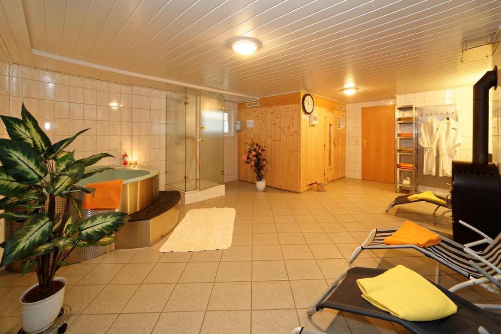 Berghof Pension Und Ferienwohnungen บิสชอฟไมส์ ภายนอก รูปภาพ